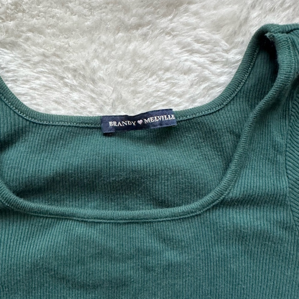 Brandy Mellvile scooped neck Cropped Top - Picture 2 of 4
